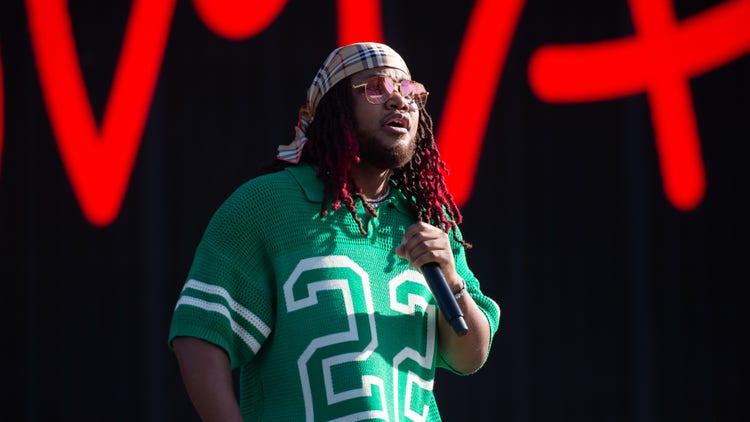 Leon Thomas Details “Funkier” And “More Psychedelic” EP Arriving Ahead Of “Mutts Don’t Heel Tour”