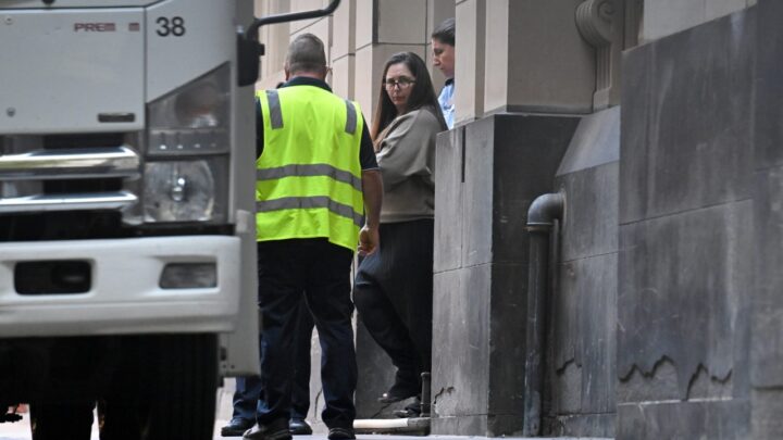 Newsdeck: Australian mushroom murderer launches appeal bid against her conviction